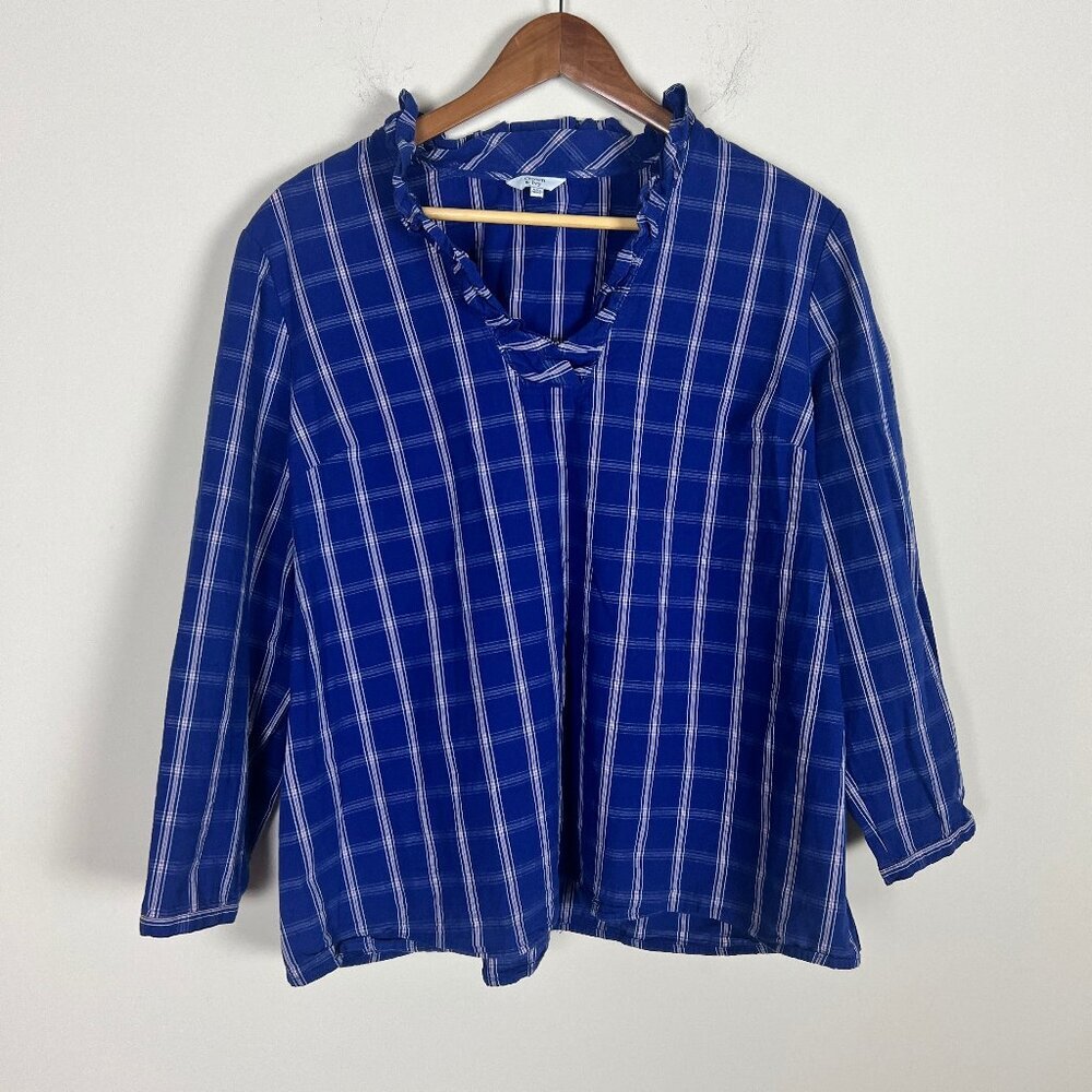 2/$20 Crown & Ivy Blue V Neck Plaid Top XXL